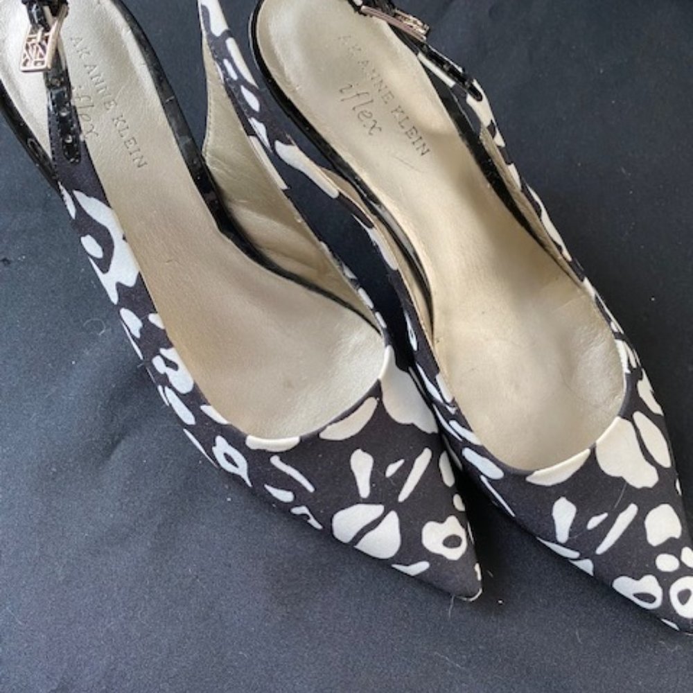 Anne Klein - Black & White 3" Heels - Size 9